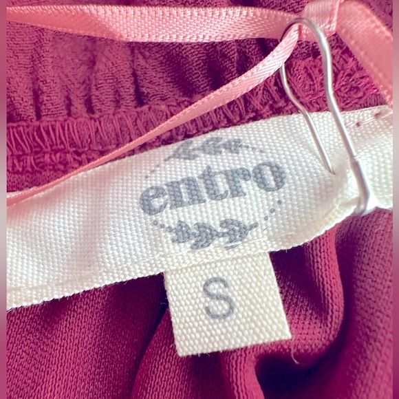 Halter Bow Entro Dress in Dark Red - Picture 3 of 4